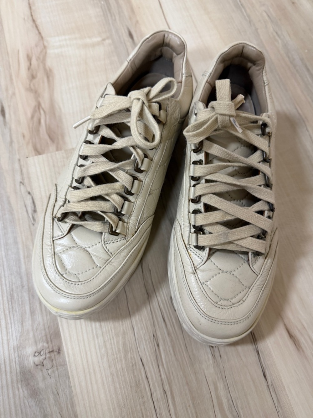 Uterque Quilted Leather Sneakers - Cream Beige
